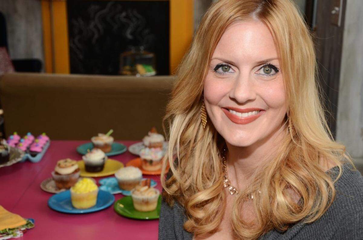 Poprock Photography<br/>Cupcrazed owner Heather McDonnell