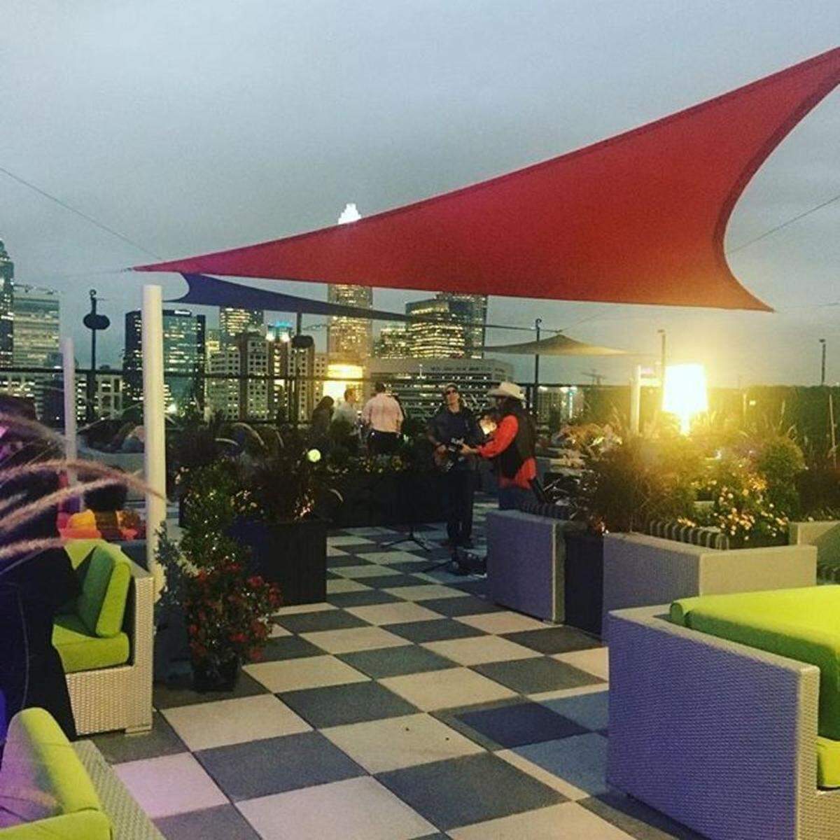 @citylightsrooftop