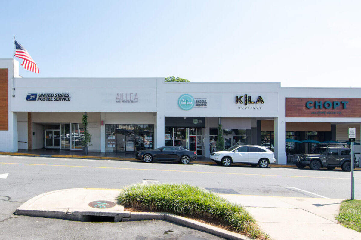Alex Cason Photography<br/>United States Postal Service, Aillea, Park Road Soda Shoppe, K | LA Boutique and Chop't at Park Road Shopping Center.