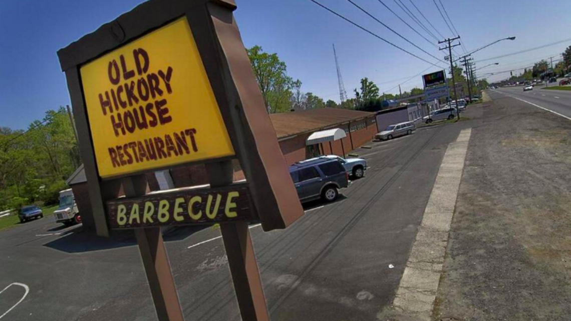 The Charlotte barbecue joints we miss most, plus a $25 pizza review