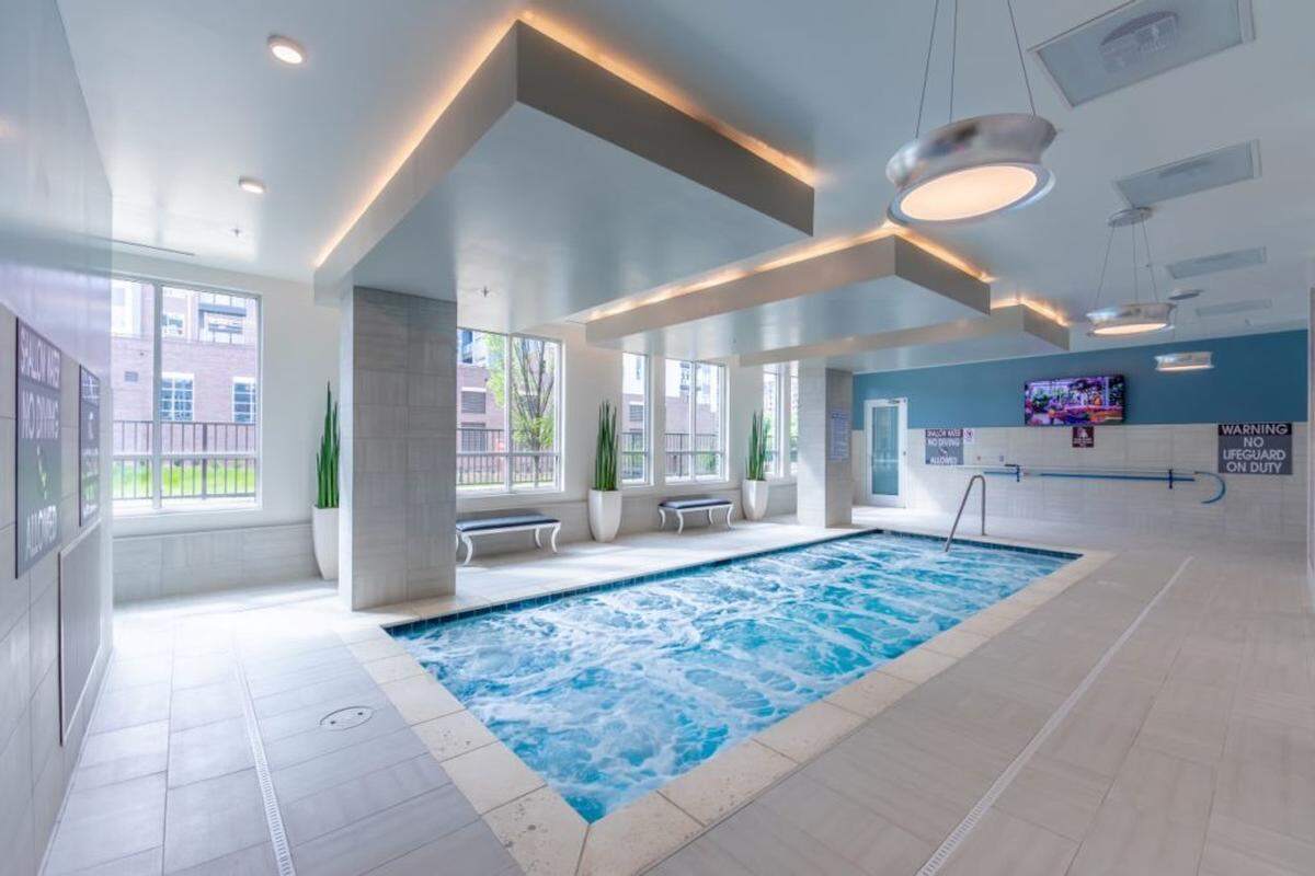 Courtesy of Northwood Ravin<br>Indoor spa at Uptown 550
