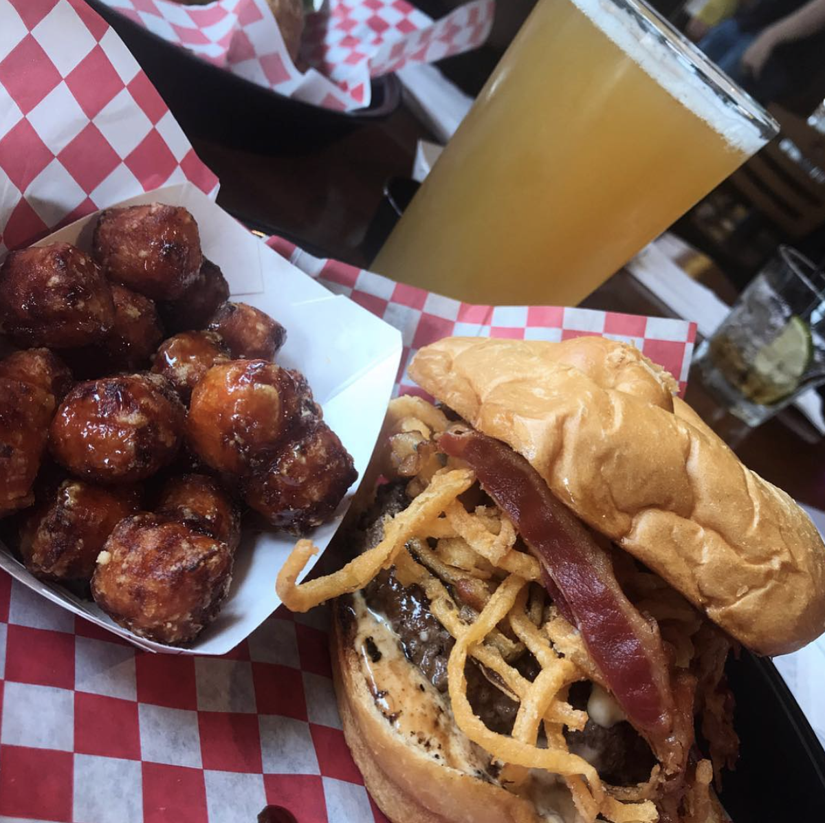 Photo via @kickstandclt Instagram