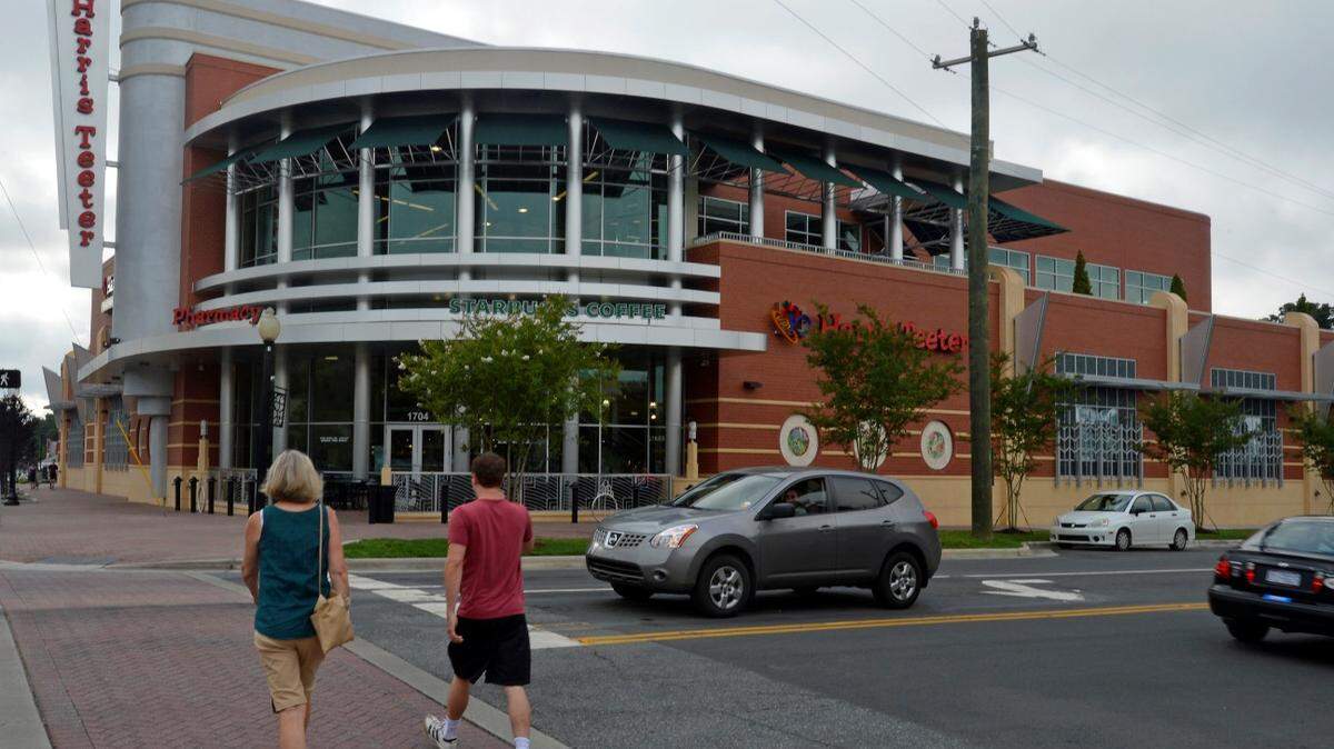 The Harris Teeter store at the corner of The Plaza and Central Avenue in Charlotte's Plaza Midwwod neighborhood. __Kroger Company announced Tuesday morning, July 09, 2013 that it will buy Harris Teeter Supermarkets in a $2.44 billion deal.__DAVIE HINSHAW, dhinshaw@charlotteobserver.com