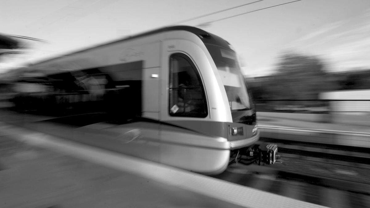 Will a new Red Line to north Mecklenburg ever be able to join the Lynx Blue Line?

TODD SUMLIN -2007 OBSERVER FILE PHOTO
