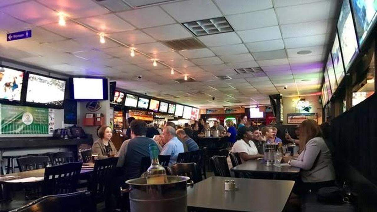 CharlotteFive archives<br/>Steamers Sports Pub