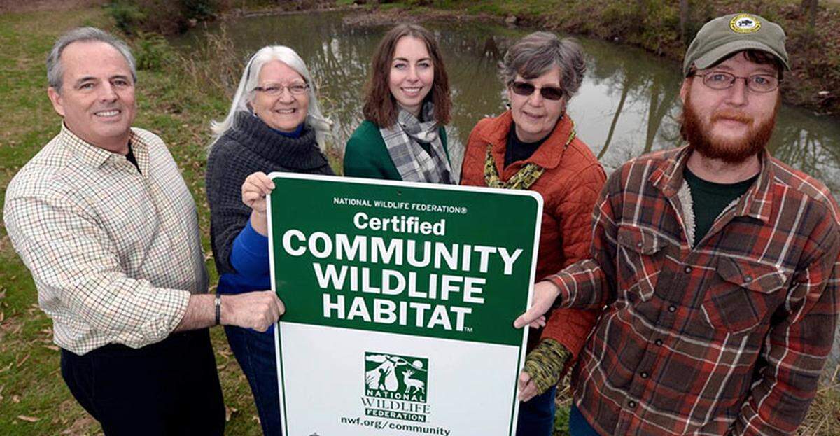 2015 Leaders of CROWN, (Charlotte Reconnecting Ourselves with Nature) Ernie McLaney, left, Chapter President, Dawn Anderson, members Leigh Anne Carter, and Nancy DeVries, along with Chris North, Conservation Coordinator with the N.C. Wildlife Federation. Leaders of CROWN, (Charlotte Reconnecting Ourselves with Nature) Ernie McLaney, left, Chapter President, Dawn Anderson, members Leigh Anne Carter, and Nancy DeVries, along with Chris North, Conservation Coordinator with the N.C. Wildlife Federation.