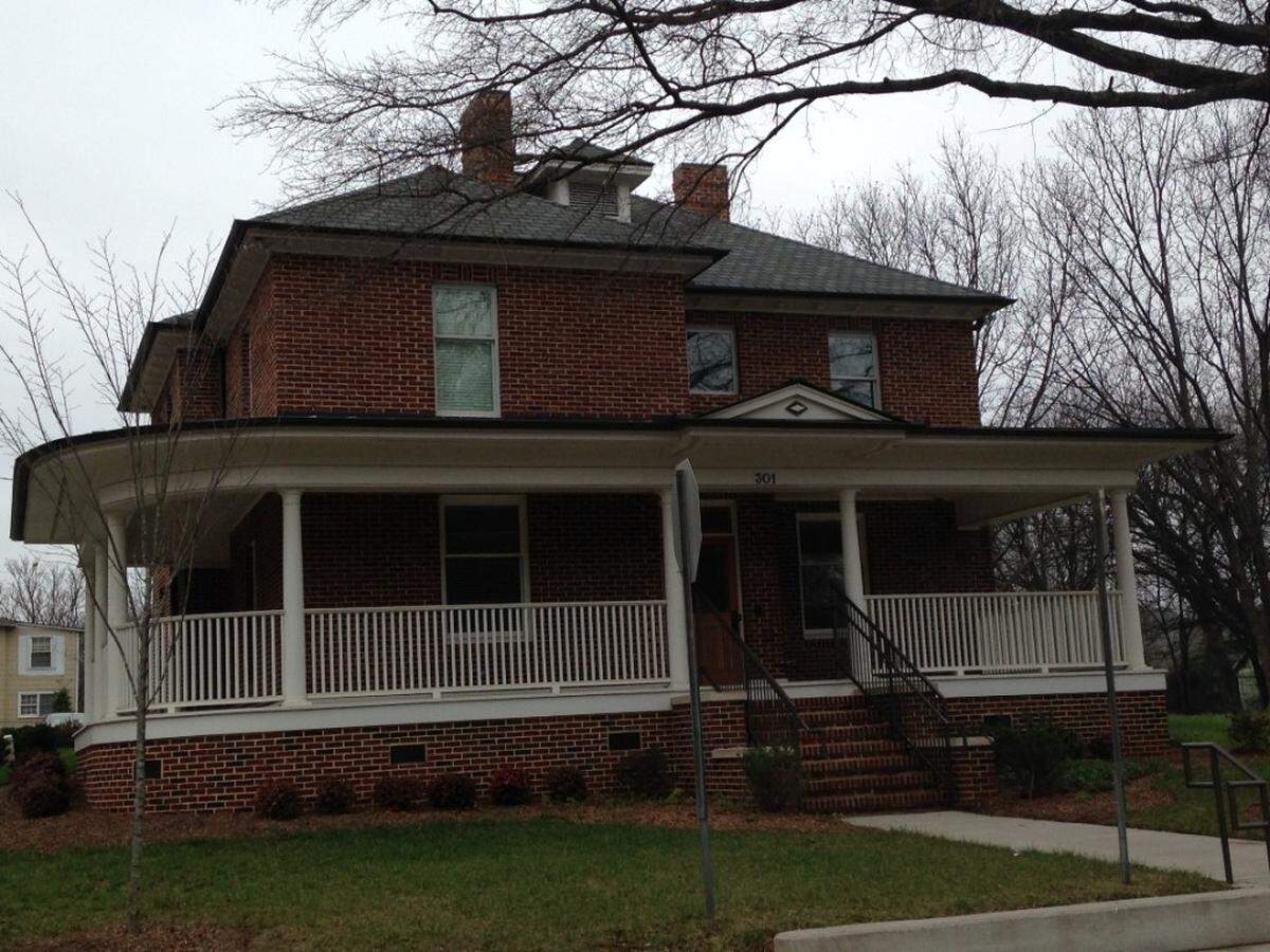 Davis House