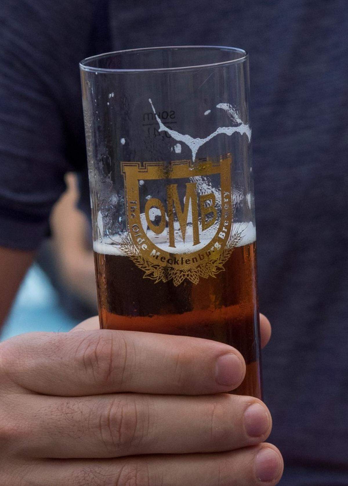 These photos were shot at the beeryoga class The Old Mecklenburg Brewery, located at 4150 Yancey Road in Charlotte, on 09.16.14.