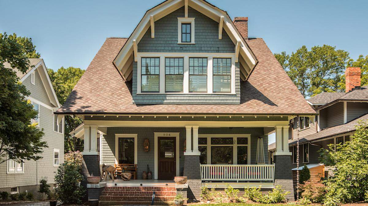 A home featured during the 2017 Dilworth Home Tour. Photo by Joe Purvis.