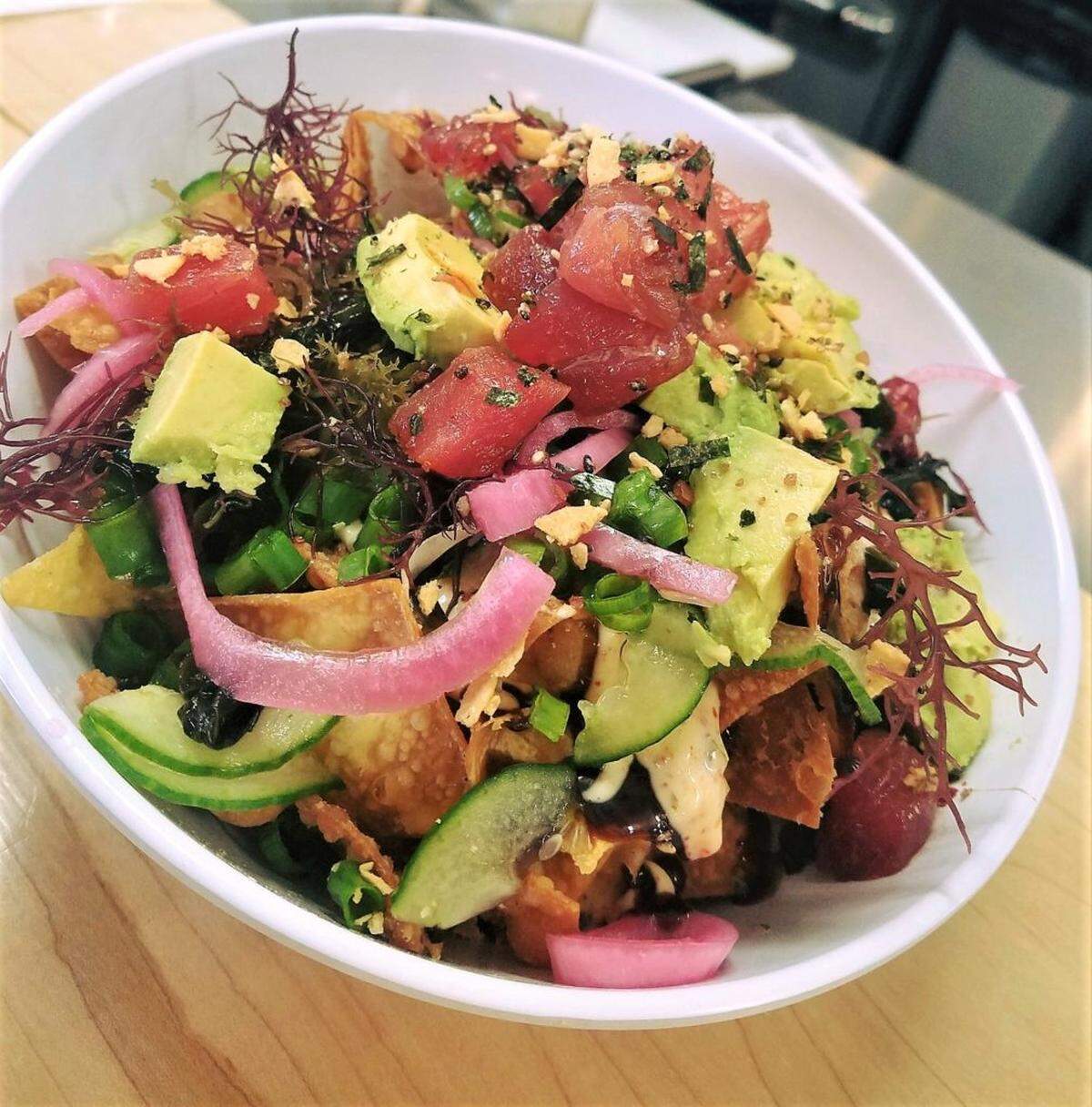 Poke Nachos