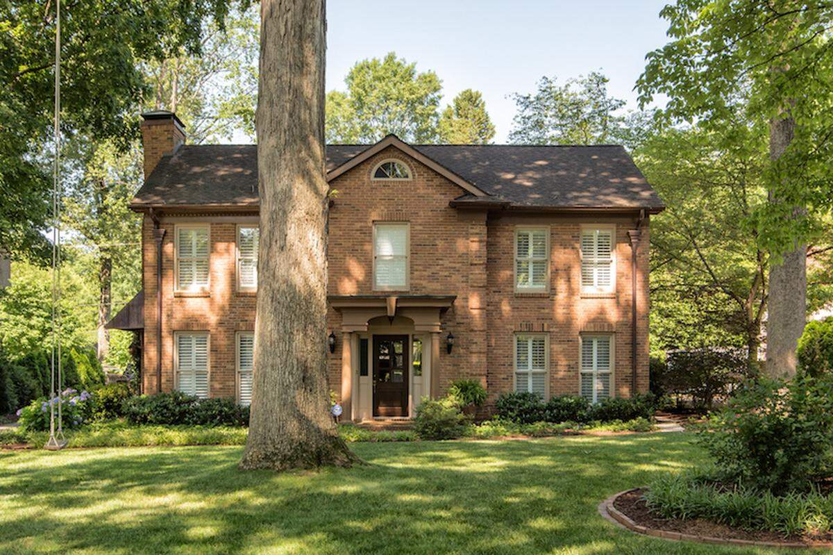 1214 Belgrave Pl.