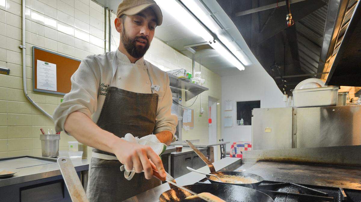 CharlotteFive archives<br/>Clark Barlowe of Heirloom Restaurant