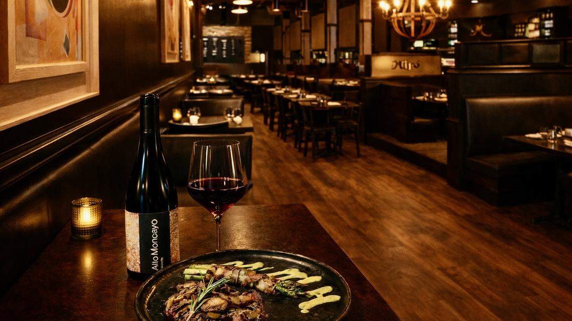 27-year-old Charlotte restaurant to add location in SouthPark. What to know.