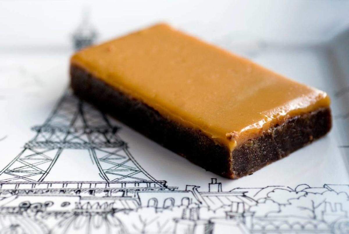 Amelie’s salted caramel brownie.