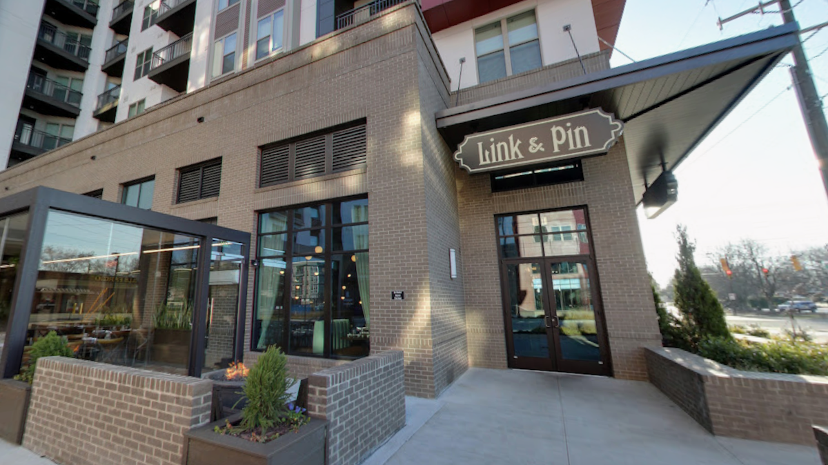 【R20878】India Club & Lounge Link&Pin.png