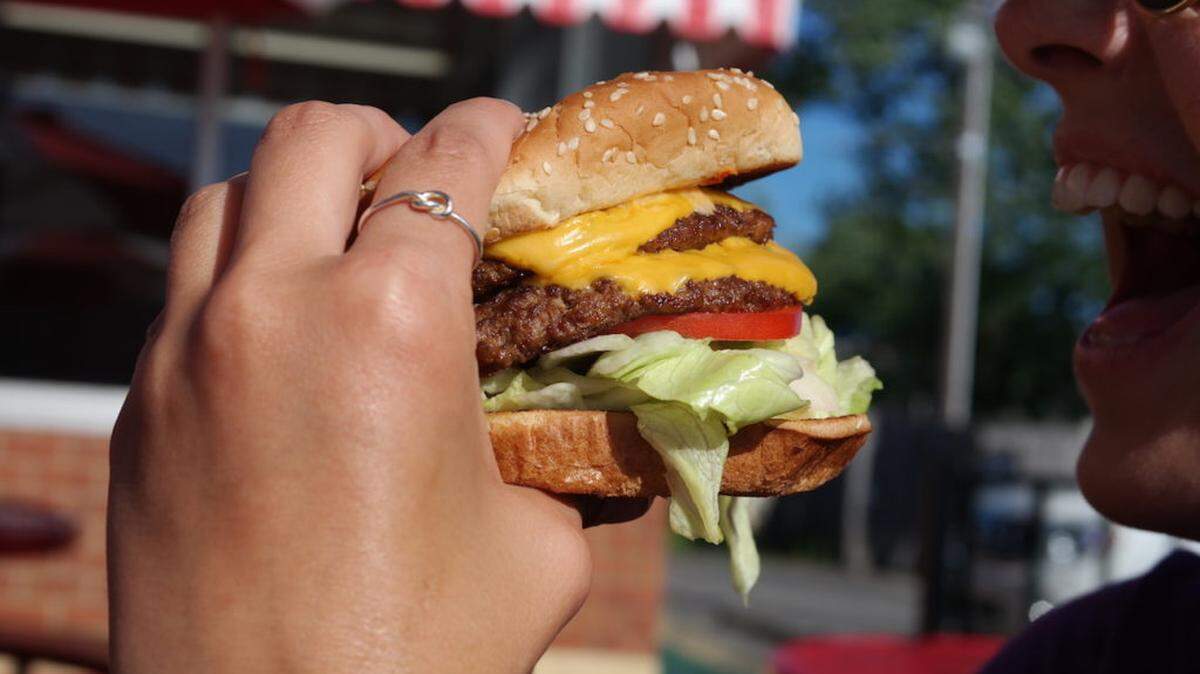 The Zack’s Special at Zack’s Hamburgers.