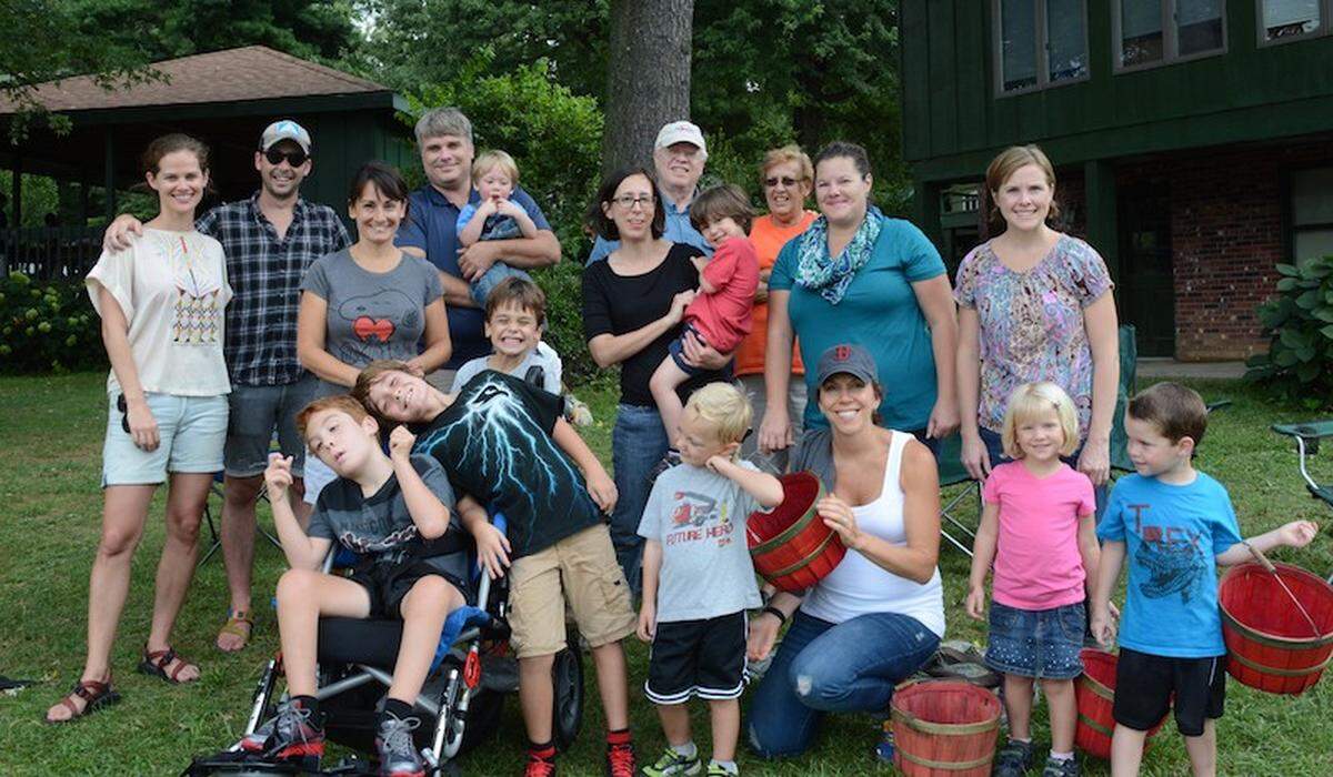 Apple picking at Sky Top Orchard