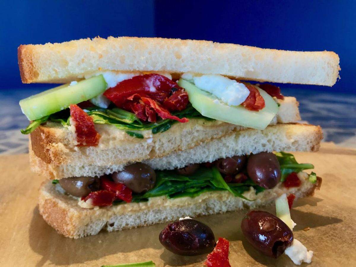 Veggie Hummus Sandwich