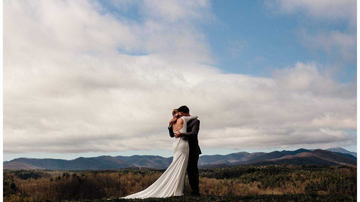 A gorgeous Biltmore wedding. Photography by The Stewarts Roam Photography.
