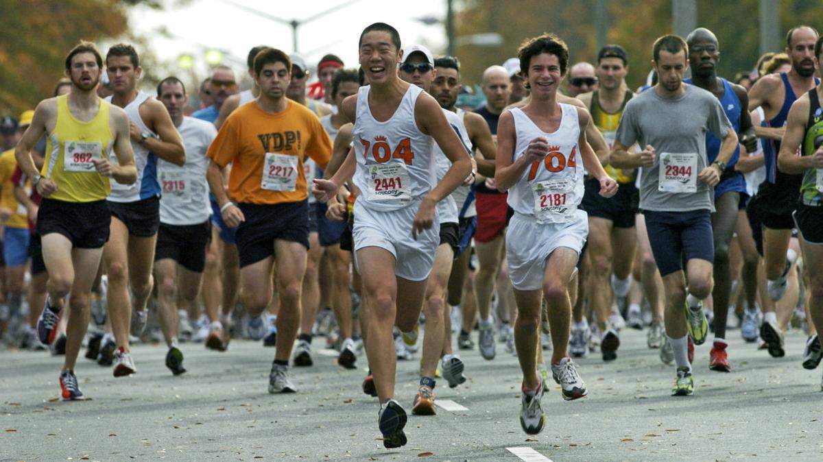 Runners compete in 2019 in Charlotte’s annual Turkey Trot run. The 2020 version will be virtual due to COVID-19 concerns.