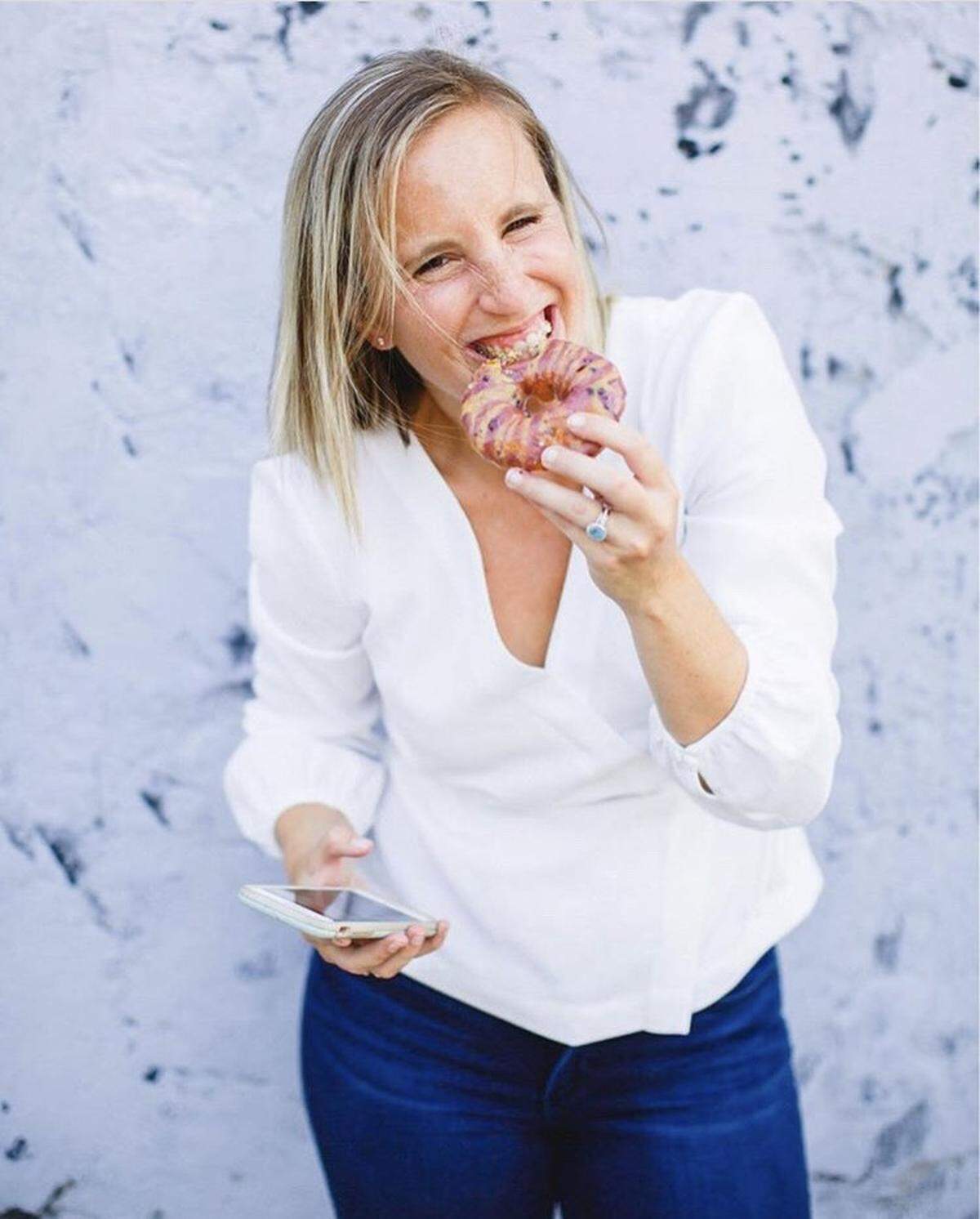 Photo by Julia Fay Photography<br/>Chrissie Nelson