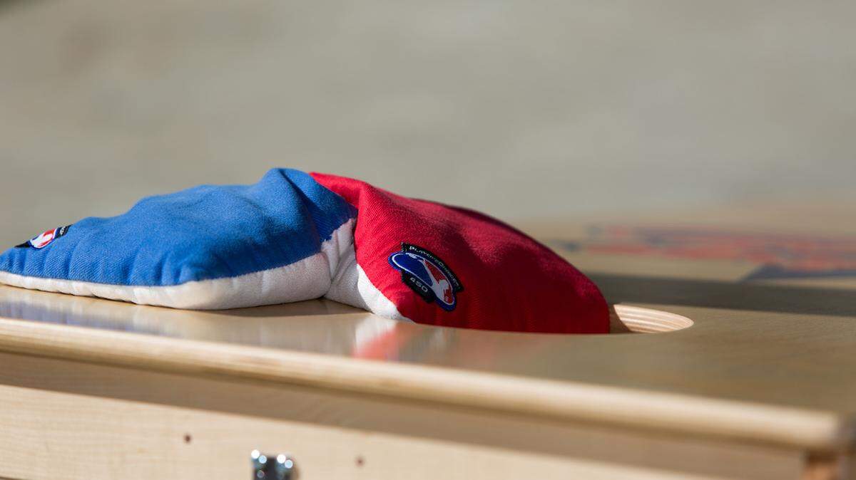 Carowinds hosts the American Cornhole Tournament 11-1-2013