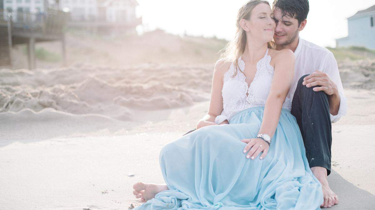 The perfect surprise. Photo courtesy of Catrina Earls Photography.