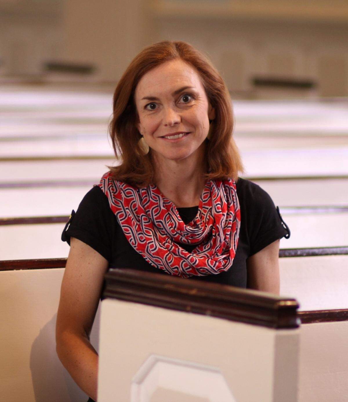 Suzanne Watts Henderson