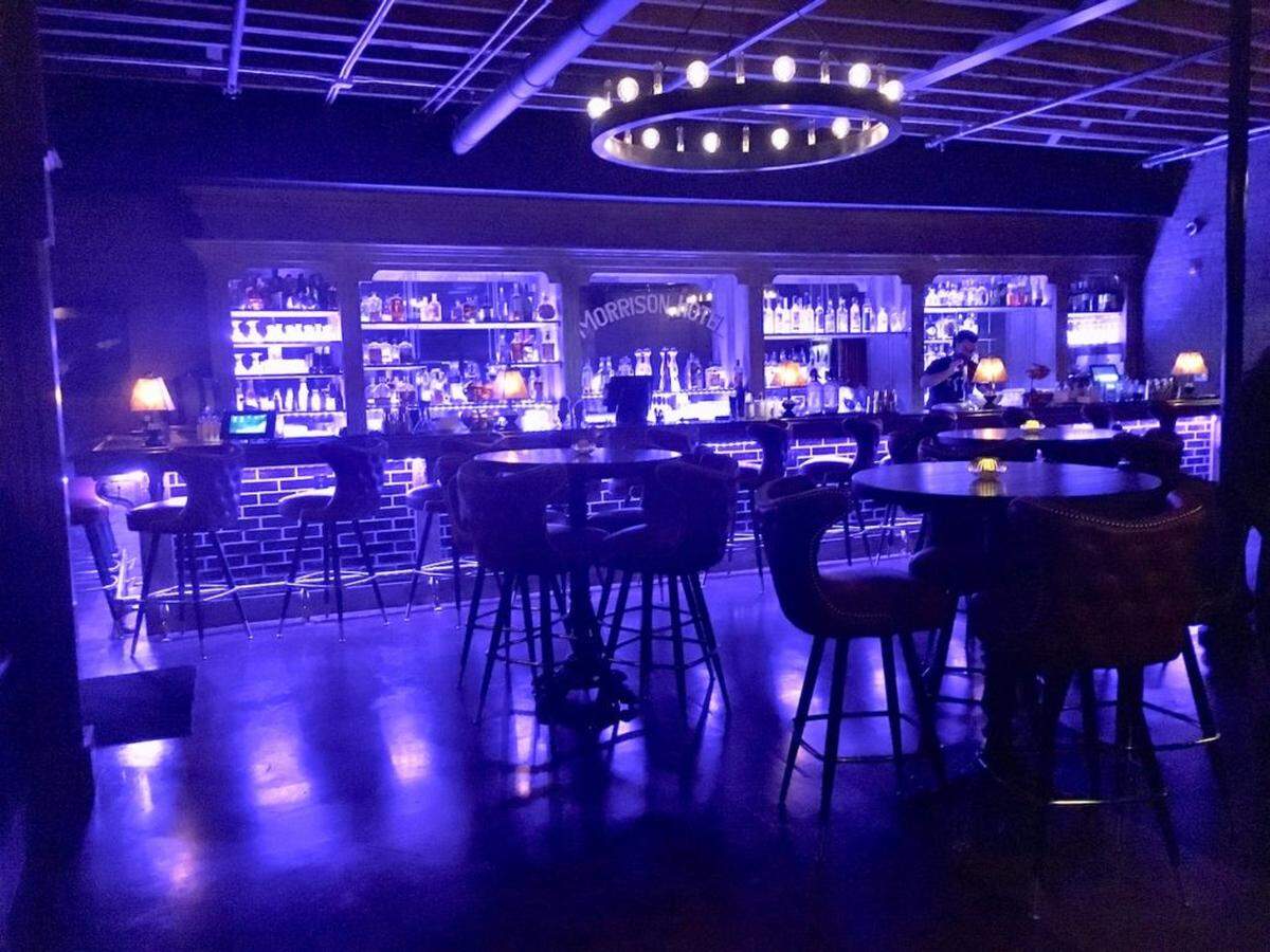 Backstage Lounge