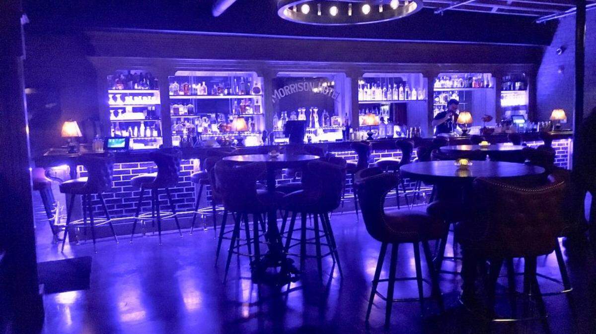 Backstage Lounge