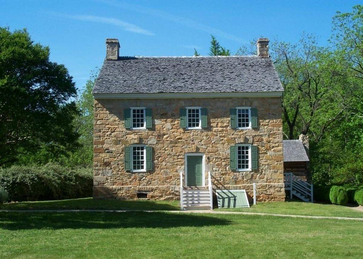 Hezekiah Alexander House