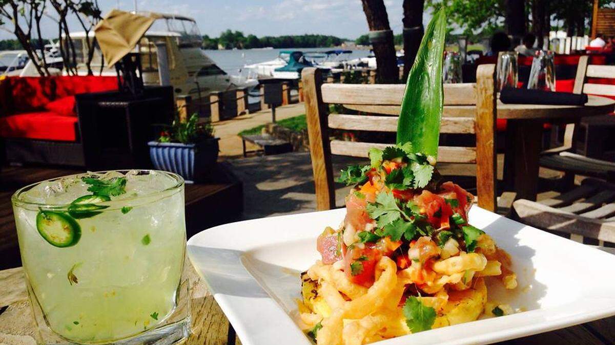 North Harbor Club offers outstanding views of Lake Norman.