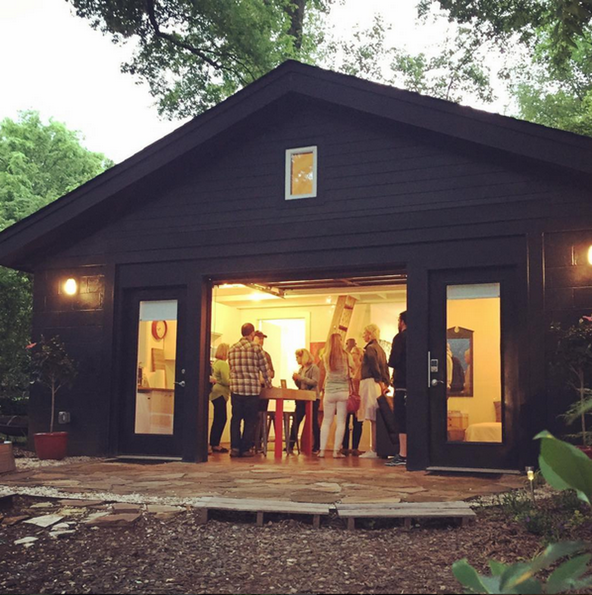 Svartkub in Plaza-Midwood, designed by Alsentzer