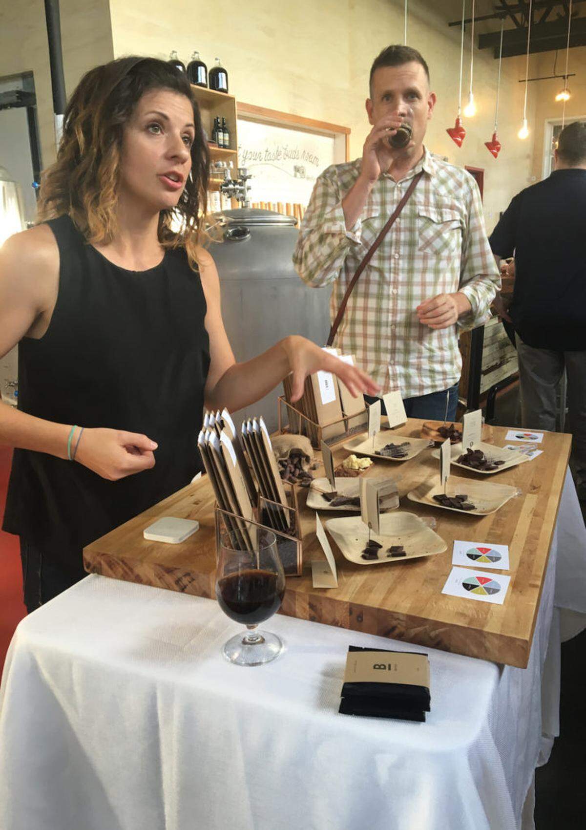 Batch Craft chocolatiers Tamara LaValla and Zan Maddox hosted a pop-up tasting at Free Range Brewery in August.