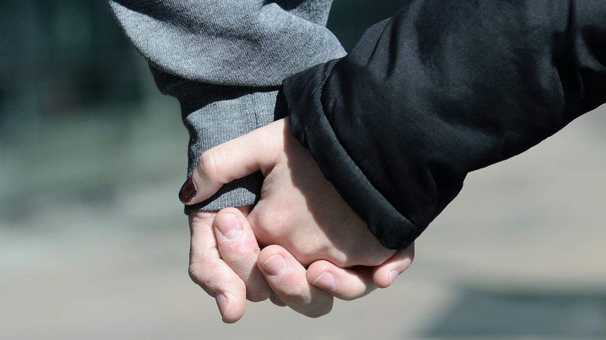 Dating is complicated in this time of coronavirus