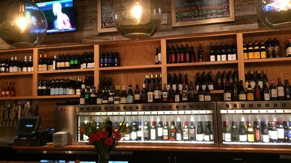 Foxcroft Wine Co. Photo by CharlotteFive