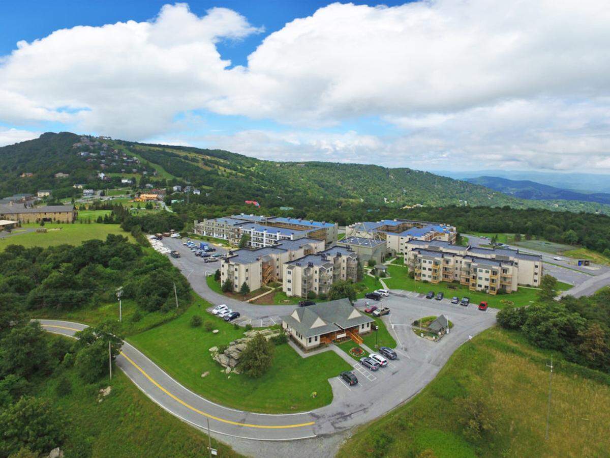 Pinnacle Inn