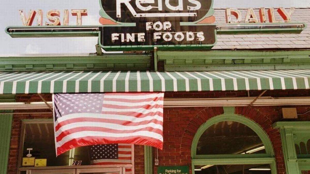 The original Reid’s Fine Foods on Providence Road.