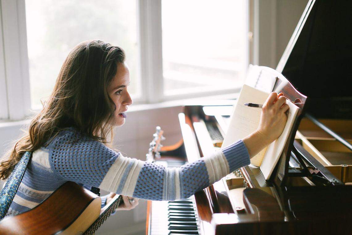 Photo by Anna Naphtali (courtesy of Brit Drozda)