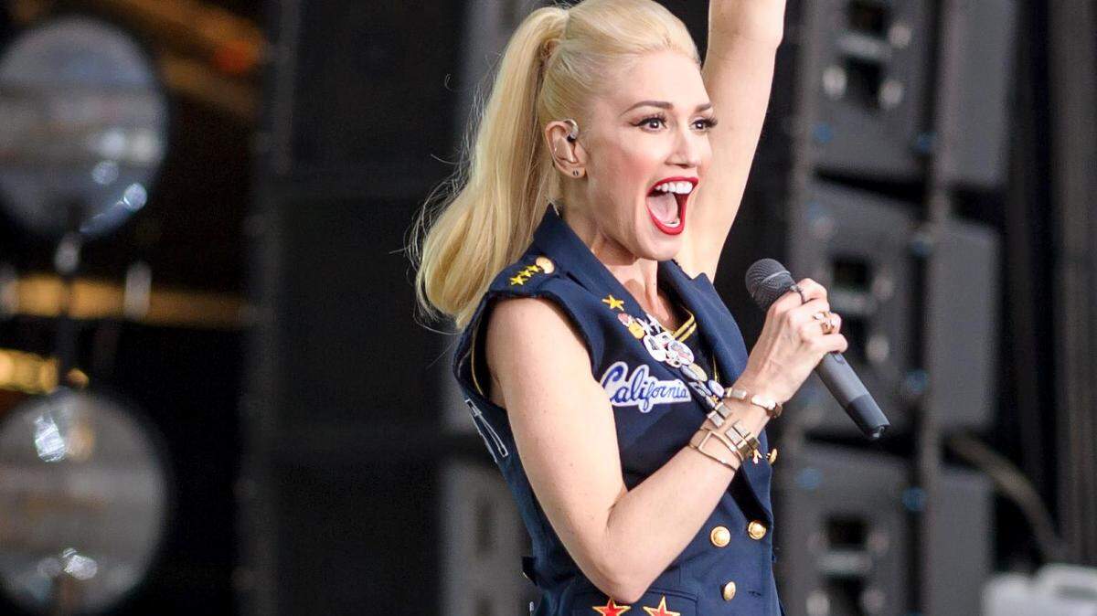 Gwen Stefani performs at the Global Citizen 2015 Earth Day concert on the National Mall in Washington, D.C. MUST CREDIT: Photo for The Washington Post by Kyle Gustafson