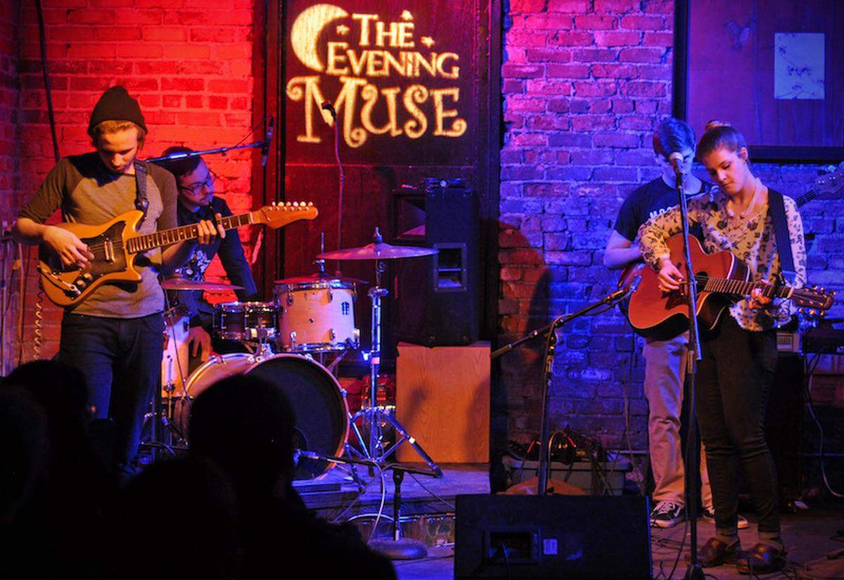Open mic night at The Evening Muse. Photo by James Willamor/Flickr.
