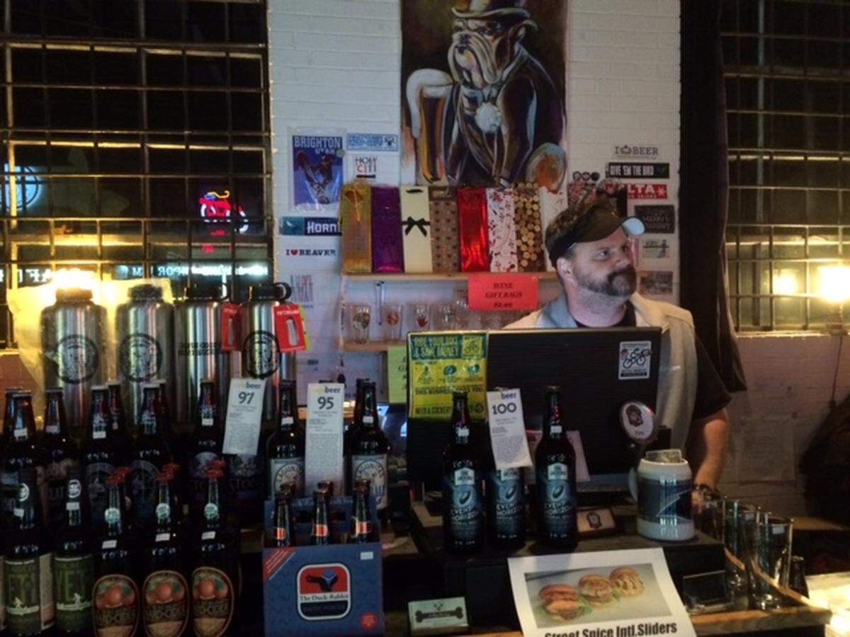 Bulldog Beer and Wine offers a full bar in addition to a variety of cans and bottles. 