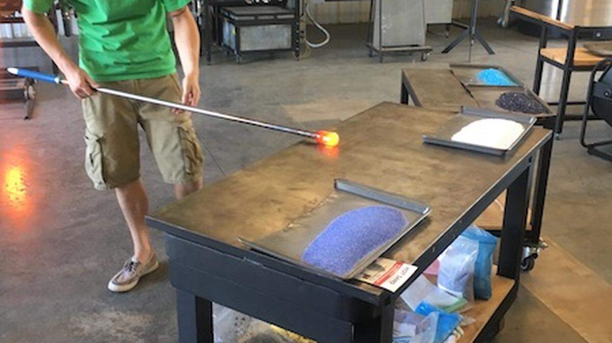 Jacob Pfeifer at Hot Glass Alley. Photo by Jillian Mueller