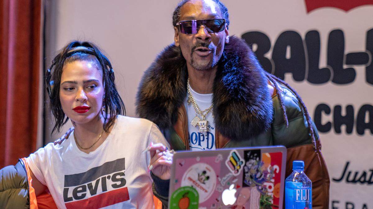 Photo by Alex Cason Photography<br/>Snoop Dogg and DJ Aurielle Sayeh at Heist.