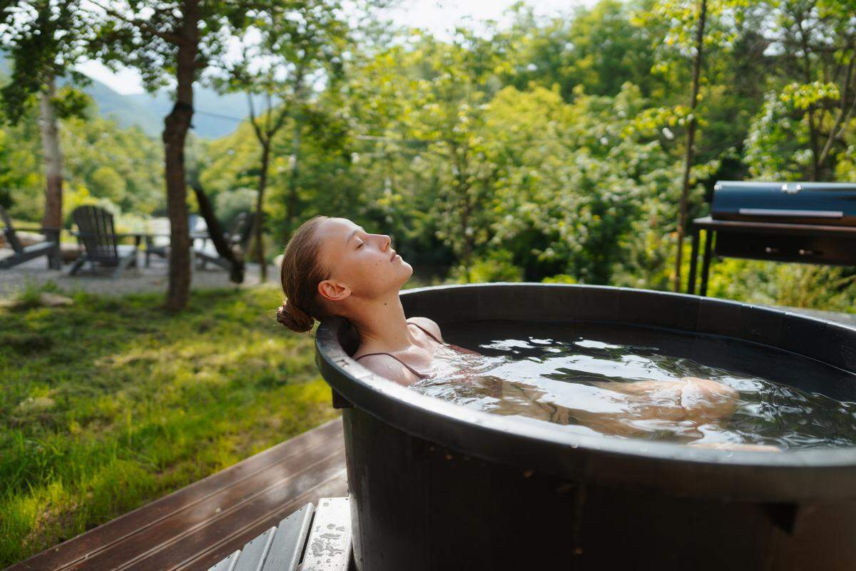 Ice baths are an invigorating way to recharge your body and mind.
