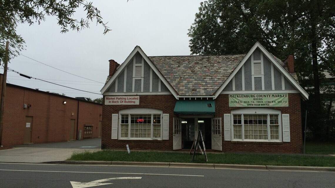 Did you know the county’s oldest farmers market is nestled in CMC’s main campus?