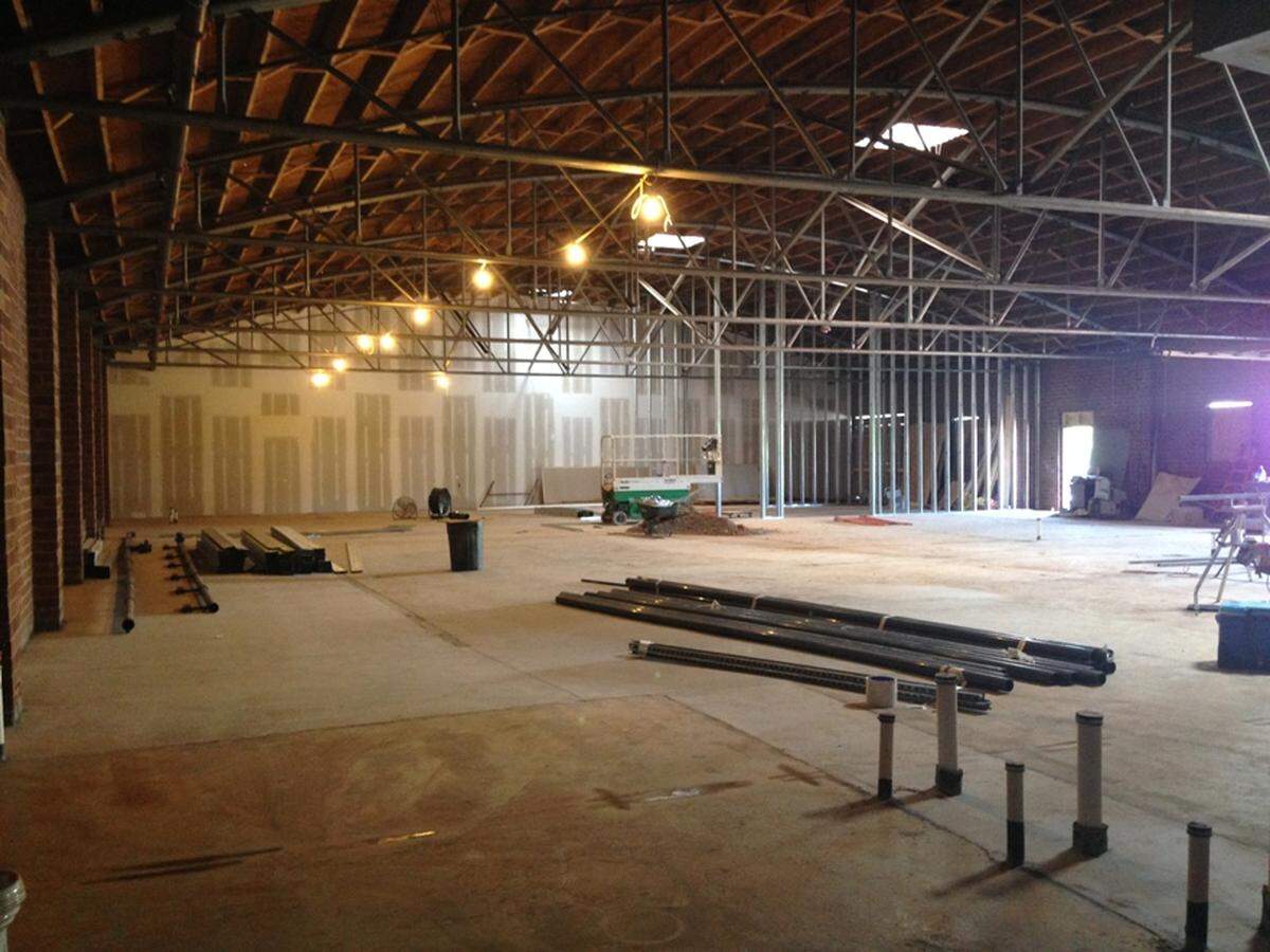 Divine Barrel Brewing interior 1
