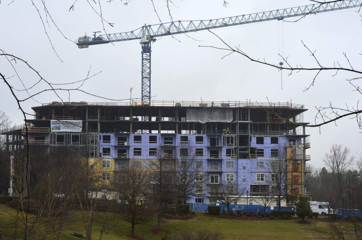 Topping out ceremony of The Encore SouthPark in March 2015.