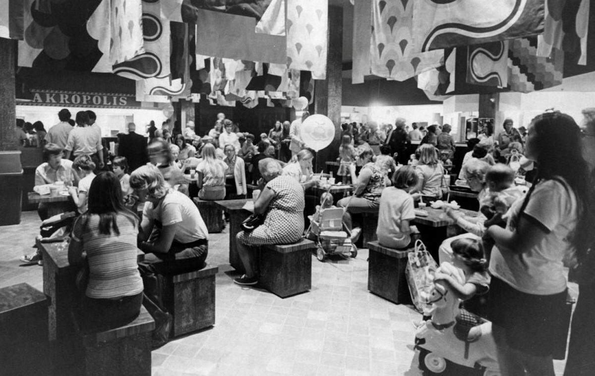 Food court, 1975.