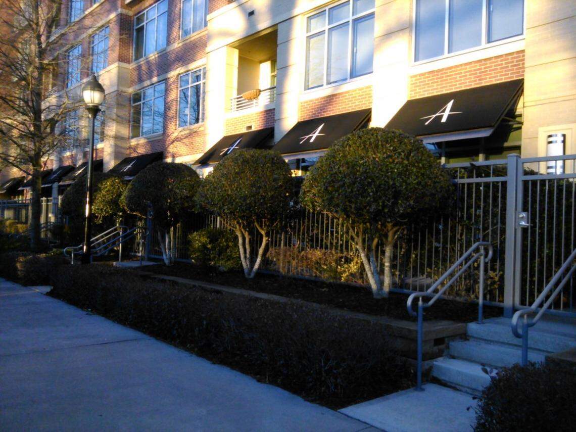 In Charlotte, employees with “high-contact jobs,” or those with a lot of face-to-face contact that have often been eliminated or furloughed during the COVID-19 pandemic, are at high risk of being unable to pay rent, according to a new Zillow study.